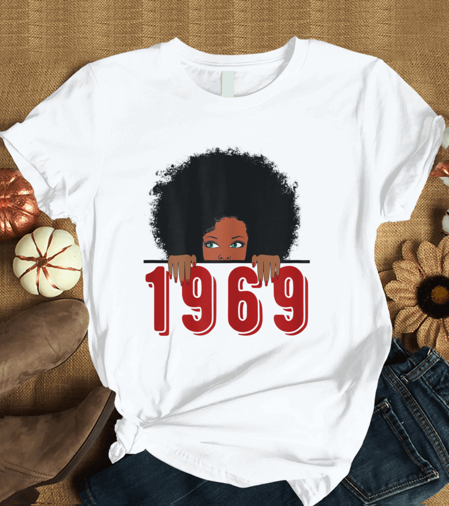 Black Queen 1969 50th Awesome Birthday T-Shirt