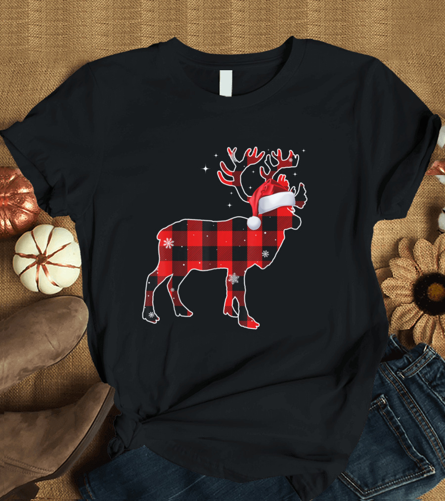 Moose Red Buffalo Plaid Christmas Santa Hat Snowflakes T-Shirt
