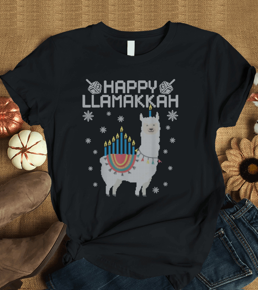 Happy Llamakkah Cute Llama Menorah Dreidel Snowflakes Hanukkah T-Shirt