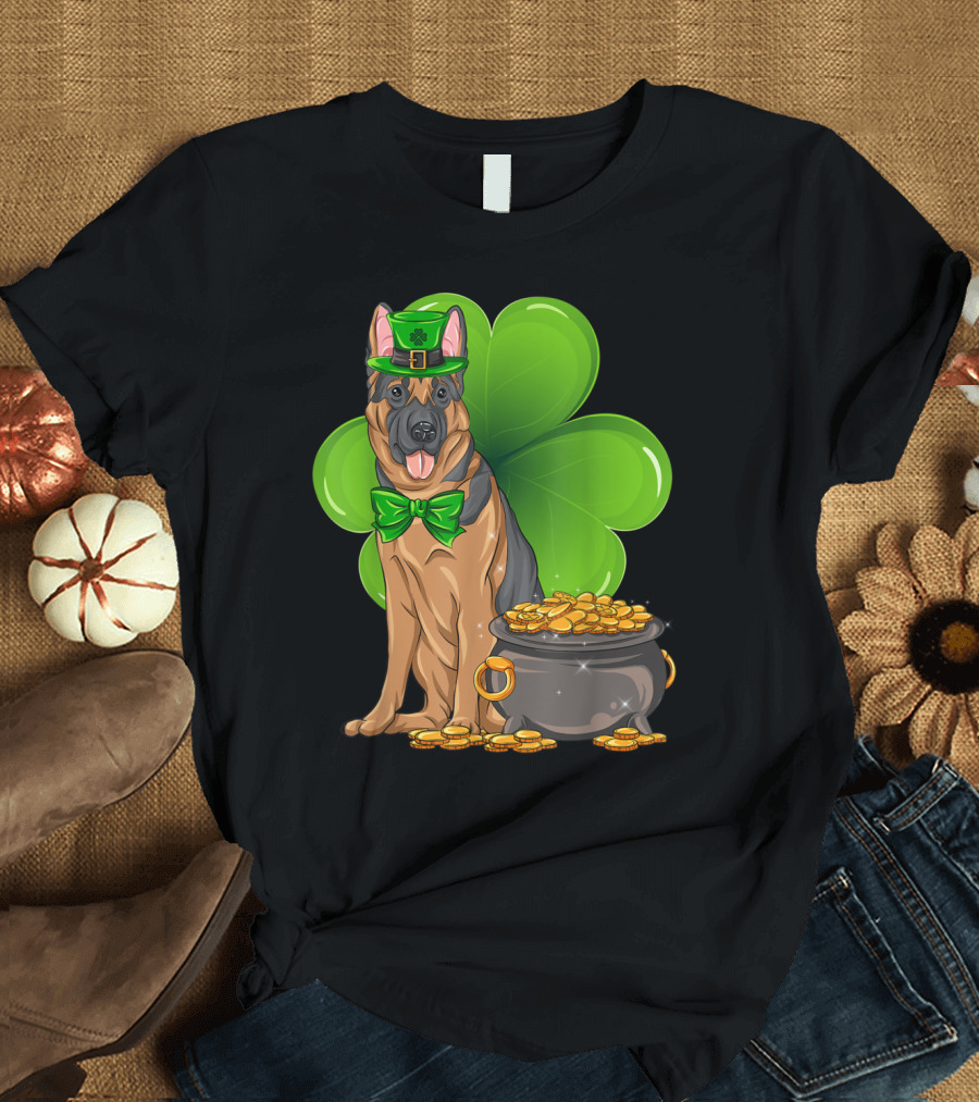 German Shepherd St Patricks Day Leprechaun Clover Pot of Gold T-Shirt
