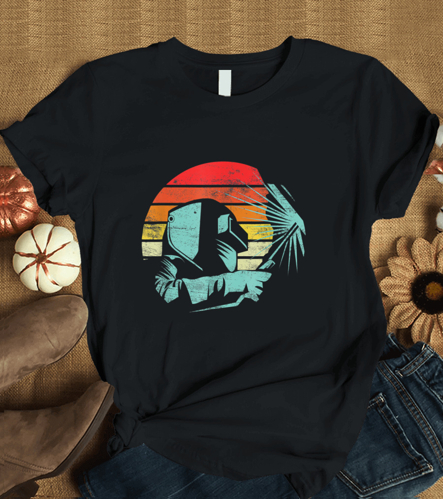 Welder Funny Vintage Welding Helmet Retro Sunset T-Shirt