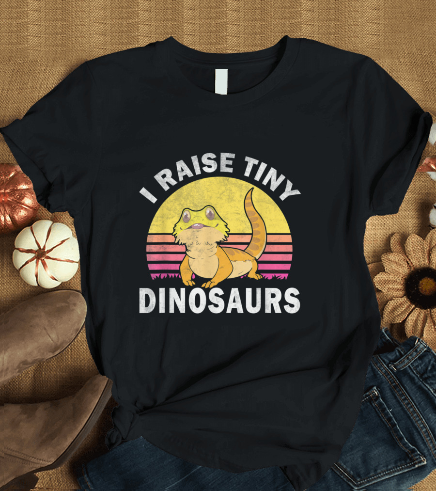 I Raise Tiny Dinosaurs for Bearded Dragon Lovers with Retro Sunset T-Shirt