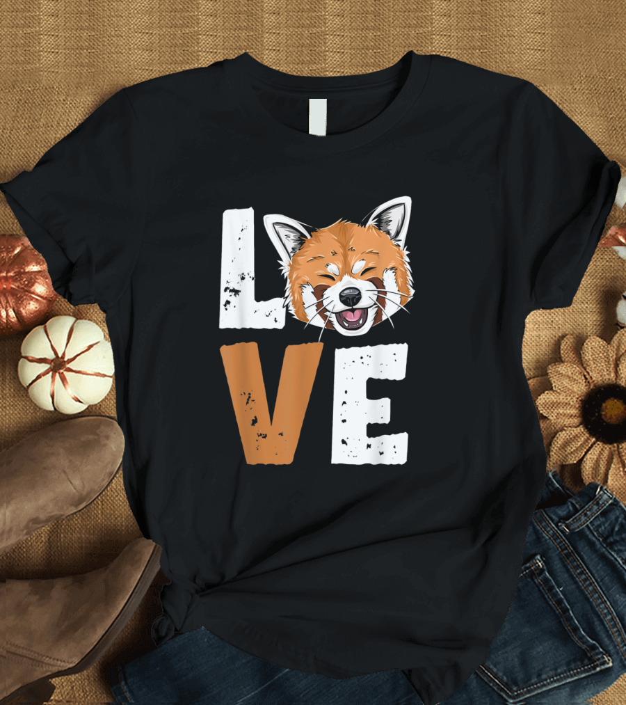 Love Red Panda Cute Funny Red Panda Lover T-Shirt