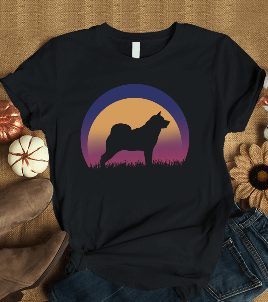 Akita Fun American and Japanese Akita Lover Silhouette in Sunset Circle Scene T-Shirt