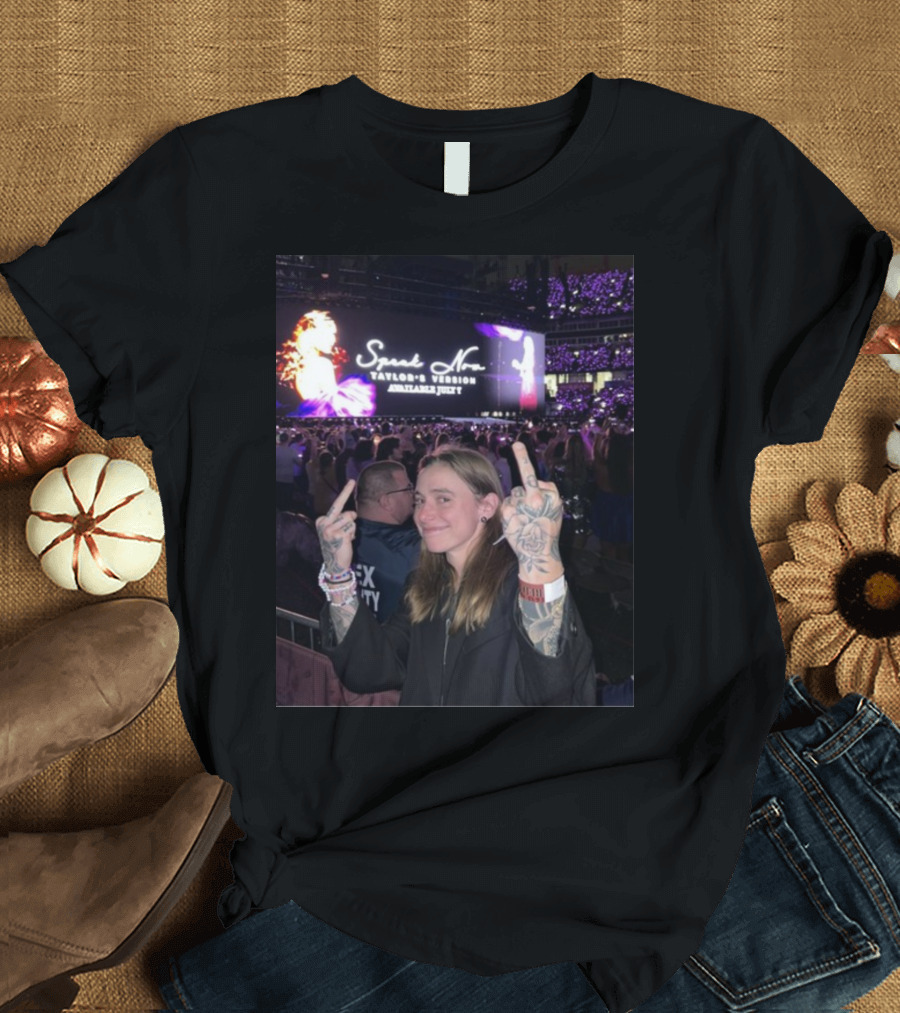 Boygenius Vinyl Fan at Speak Now Taylor's Version Concert Event Photo T-Shirt