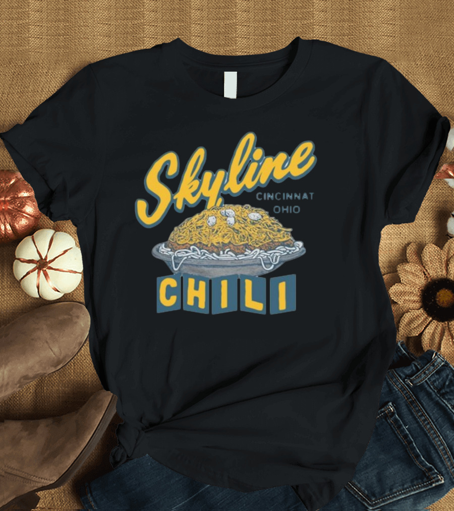 Skyline Chili Cincinnati Ohio Pop Culture Food Icon with Classic Spaghetti and Cheese Plate T-Shirt