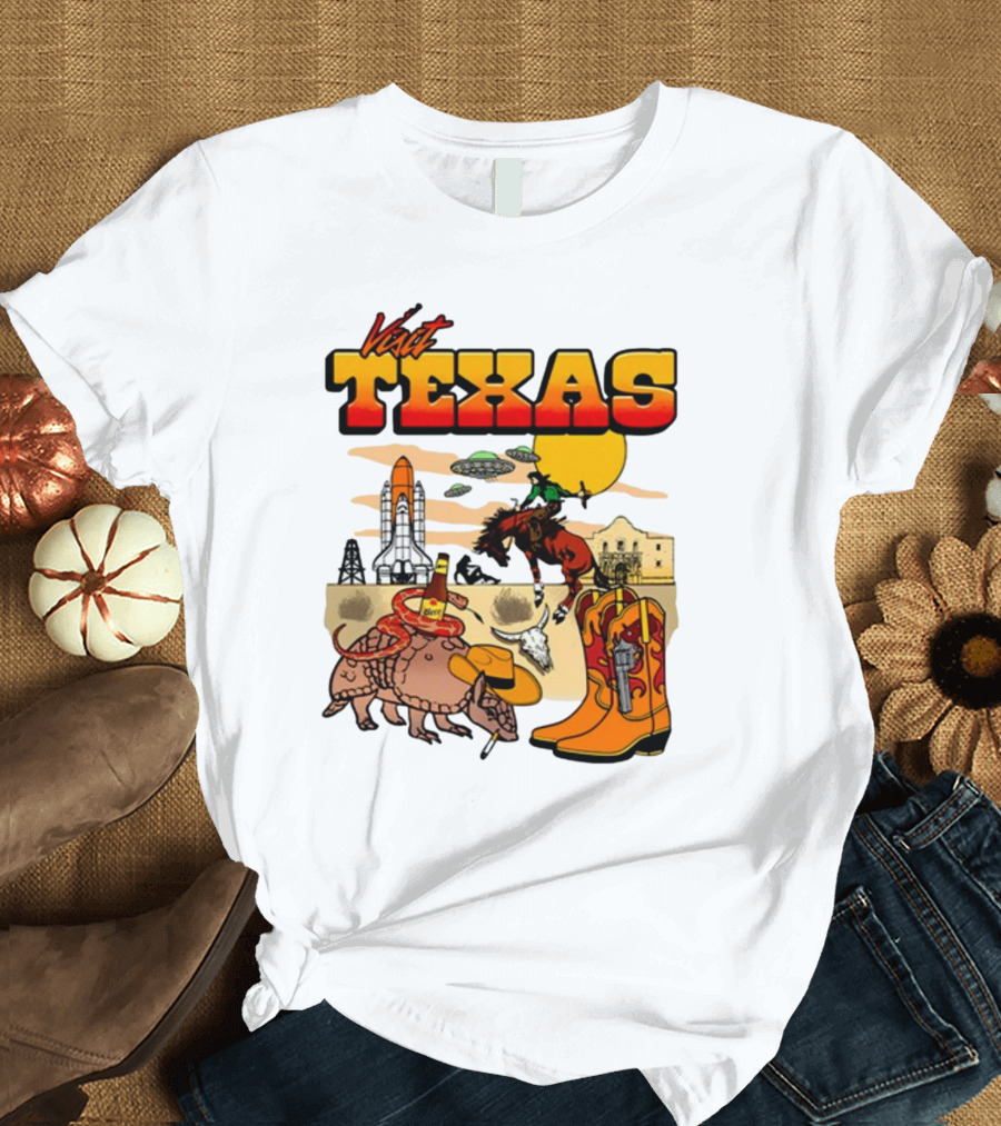 Visit Texas Armadillo Cowboy Boots Space Shuttle UFOs Rodeo Horse Alamo T-Shirt