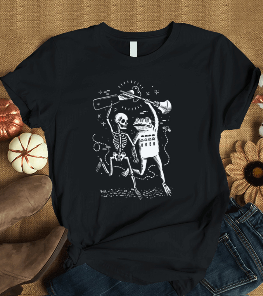 Flashfloodprint Kathleen Neeley Skeleton Frog Battle Friends T-Shirt