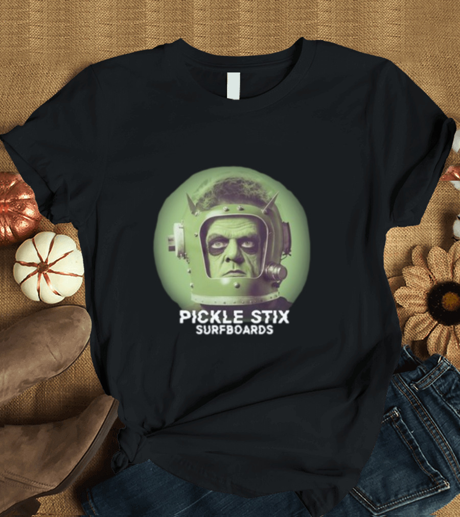 PICKLE STIX SURFBOARDS SPACEMAN HELMET GREEN BACKGROUND T-Shirt