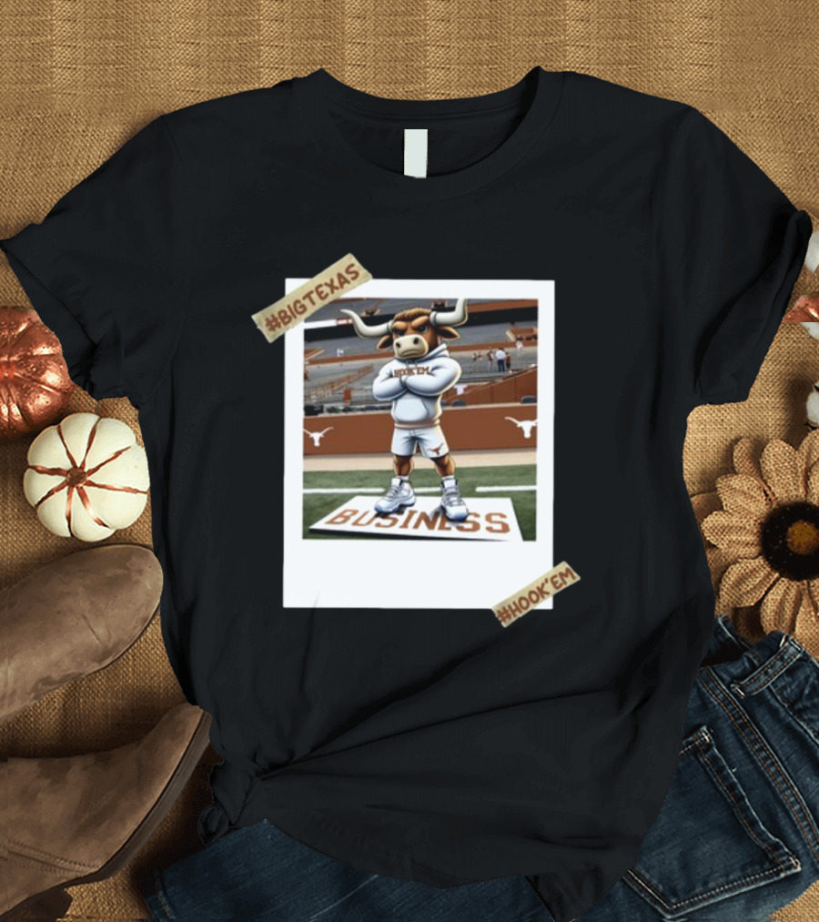 mobapparel Standing On Business Big Texas Hook'Em T-Shirt