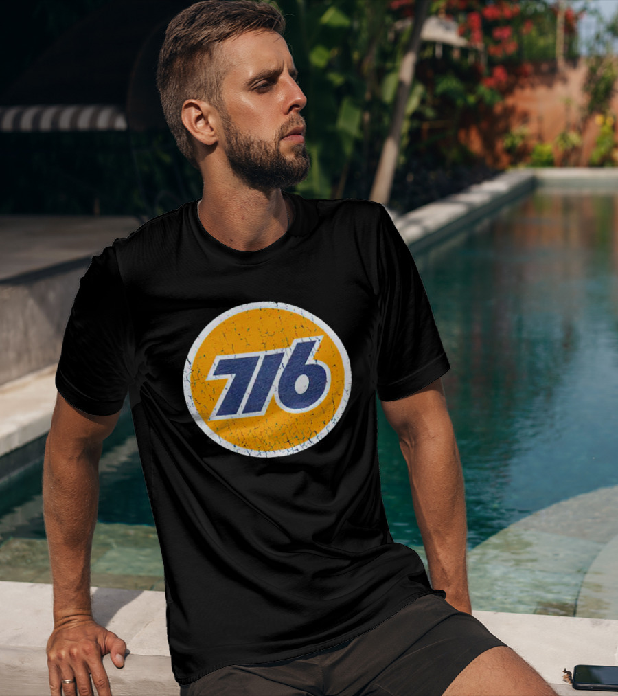 Pumped Up 716 Retro Sports Number Circle T-Shirt