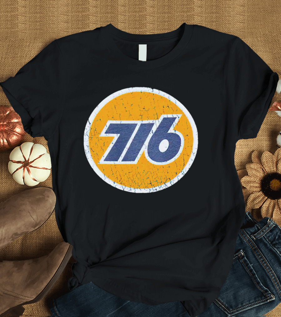 Pumped Up 716 Retro Sports Number Circle T-Shirt
