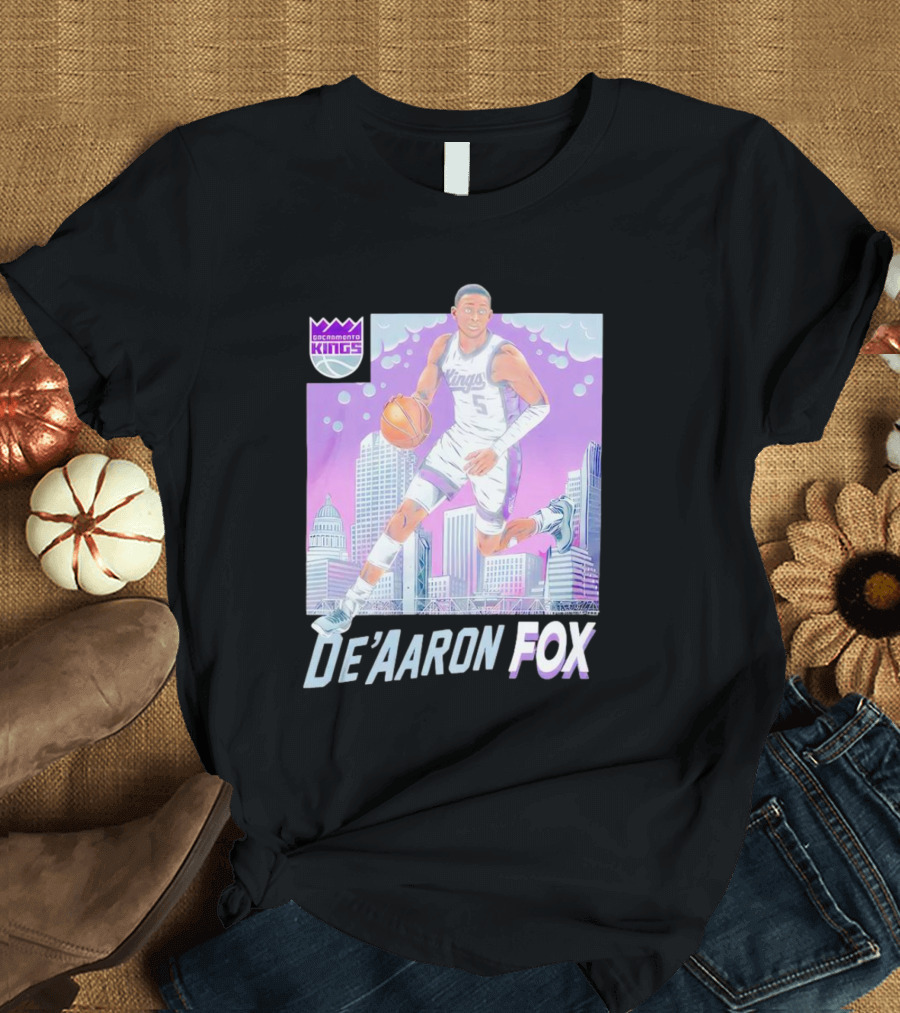 Sacramento Kings De’Aaron Fox Basketball City Skyline Kings T-Shirt