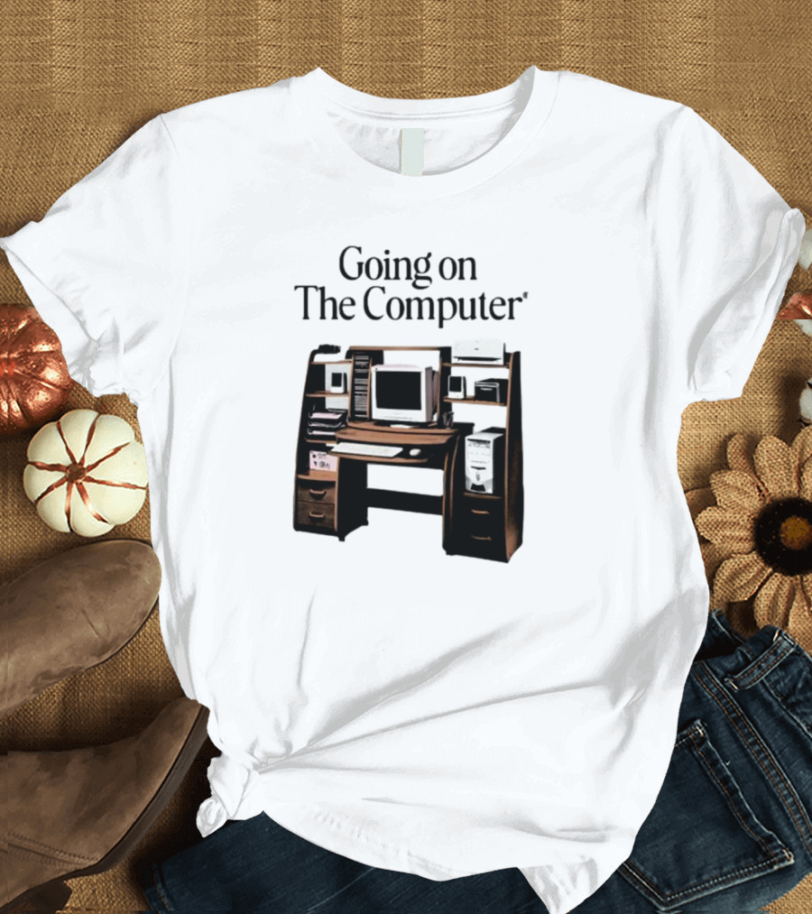 Going On The Computer In Loving Memory 1995-2207 Retro Desktop Setup T-Shirt