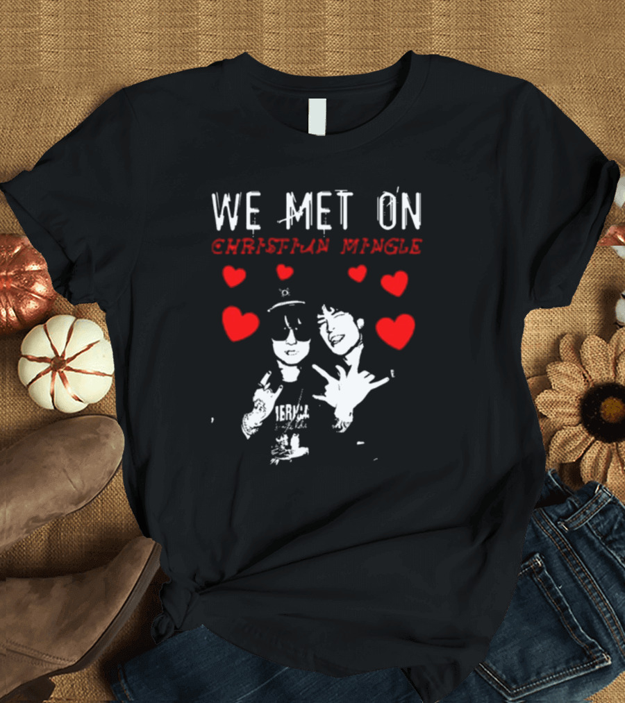 We Met On Christian Mingle Jake Webber Johnnie Guilbert Hearts Alkalinedrip T-Shirt