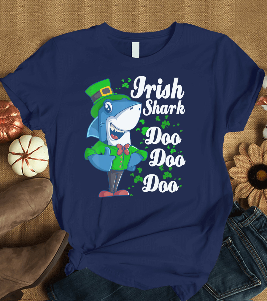 Irish Shark Doo Doo Doo Dad Shamrock Leprechaun Hat T-Shirt