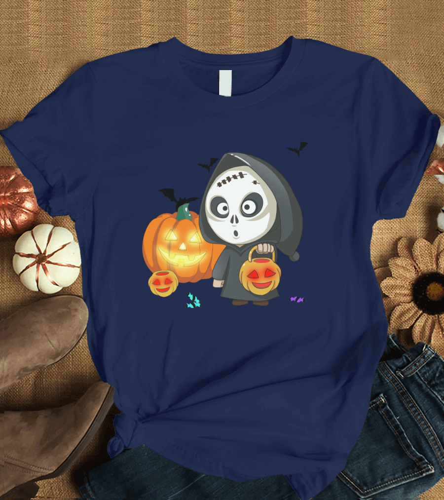 Halloween Makeup Ghost with Pumpkin Lanterns and Bats T-Shirt