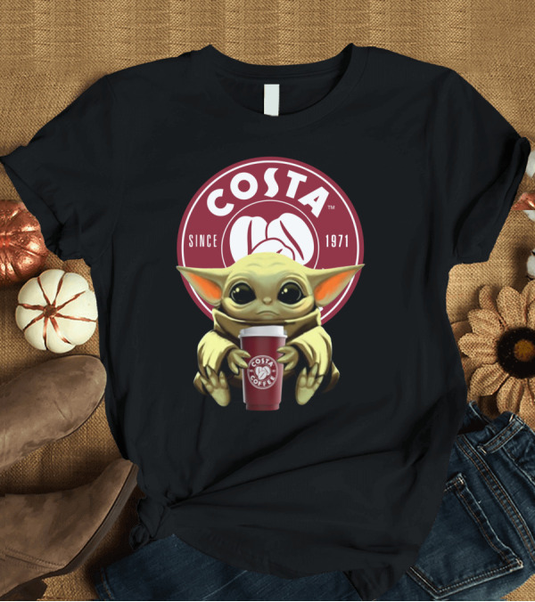T-Shirt: Baby Yoda Holding Costa Coffee Cup Since 1971 T-Shirt Baby Yoda Holding Costa Coffee Cup Since 1971 T-Shirt