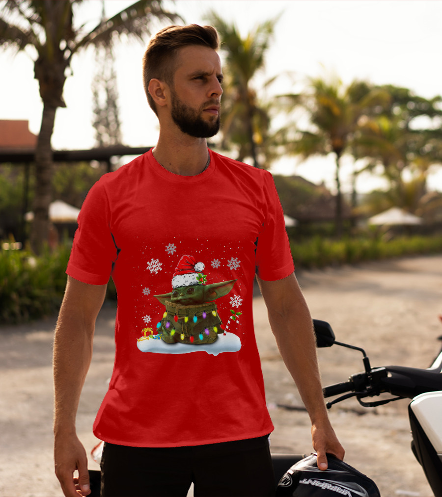 Santa Baby Yoda Christmas Lights Snowflakes Candy Cane Holiday Scene T-Shirt