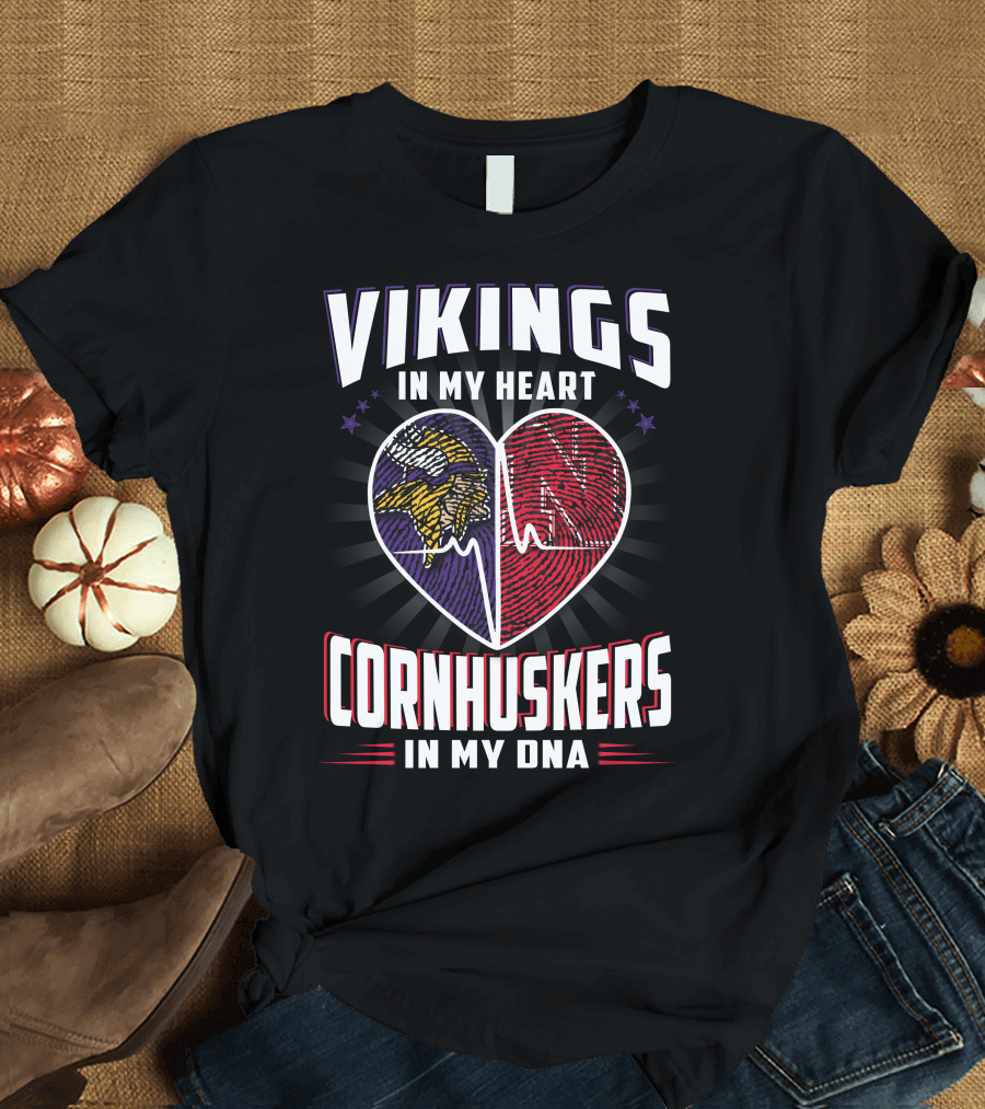 VIKINGS IN MY HEART CORNHUSKERS IN MY DNA FINGERPRINT HEARTBEAT T-Shirt