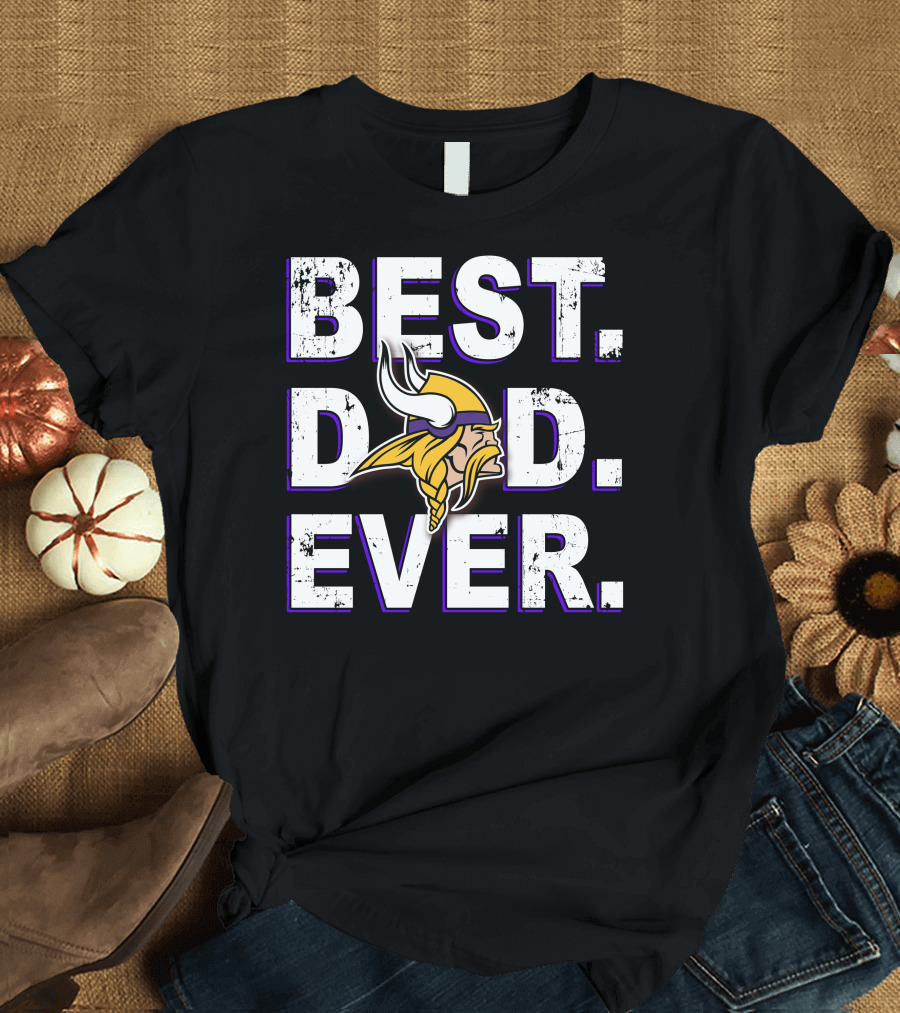 BEST DAD EVER Vikings Fan Horned Helmet T-Shirt