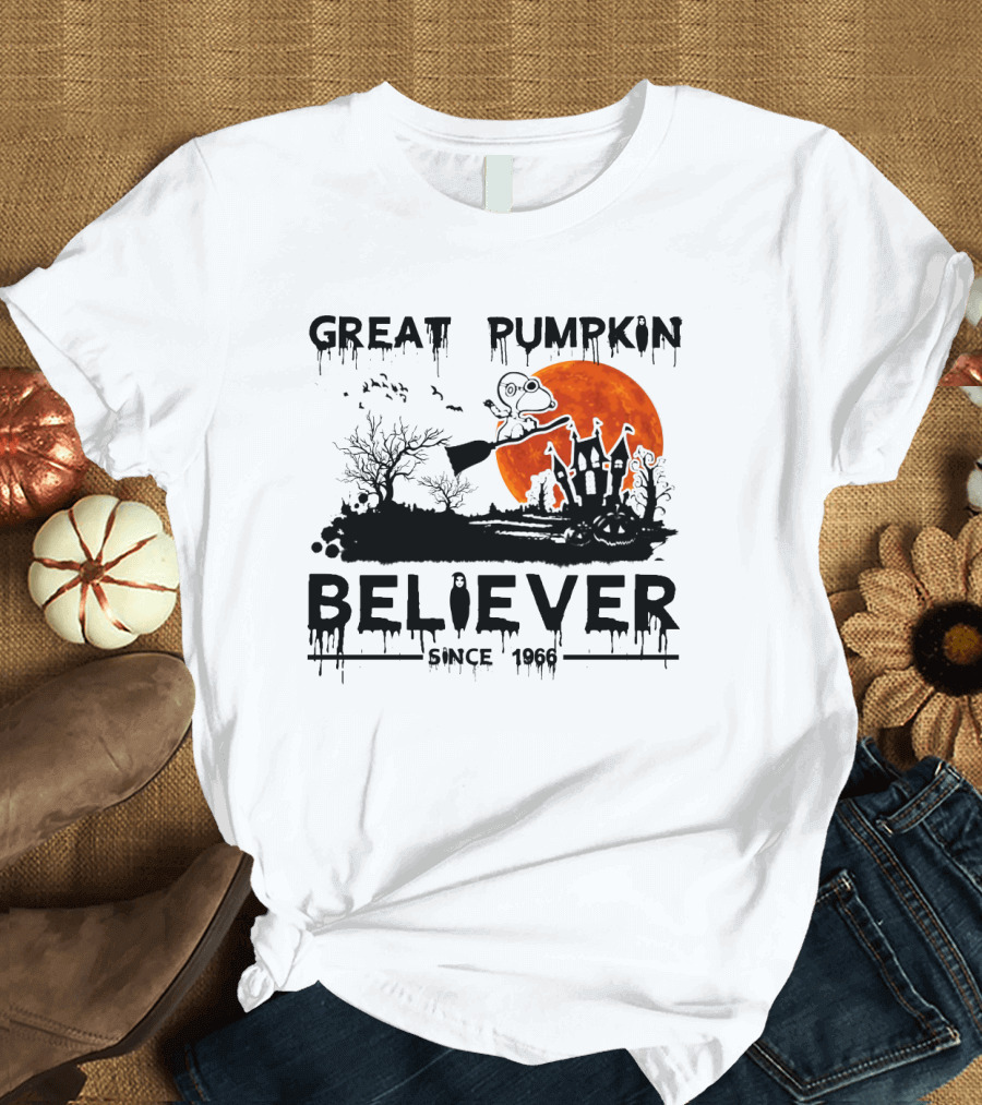 Great Pumpkin Believer Since 1966 Snoopy Flying on Broomstick Halloween Scene T-Shirt