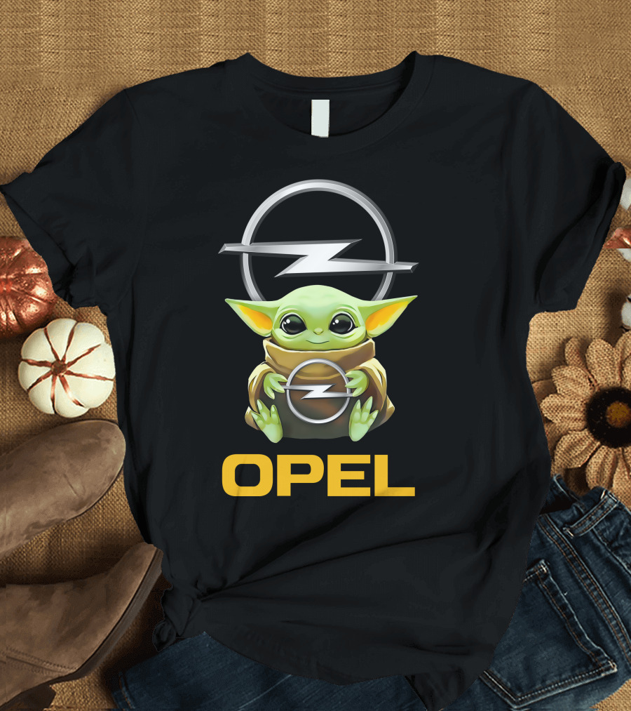 Star Wars Baby Yoda Holding Opel T-Shirt