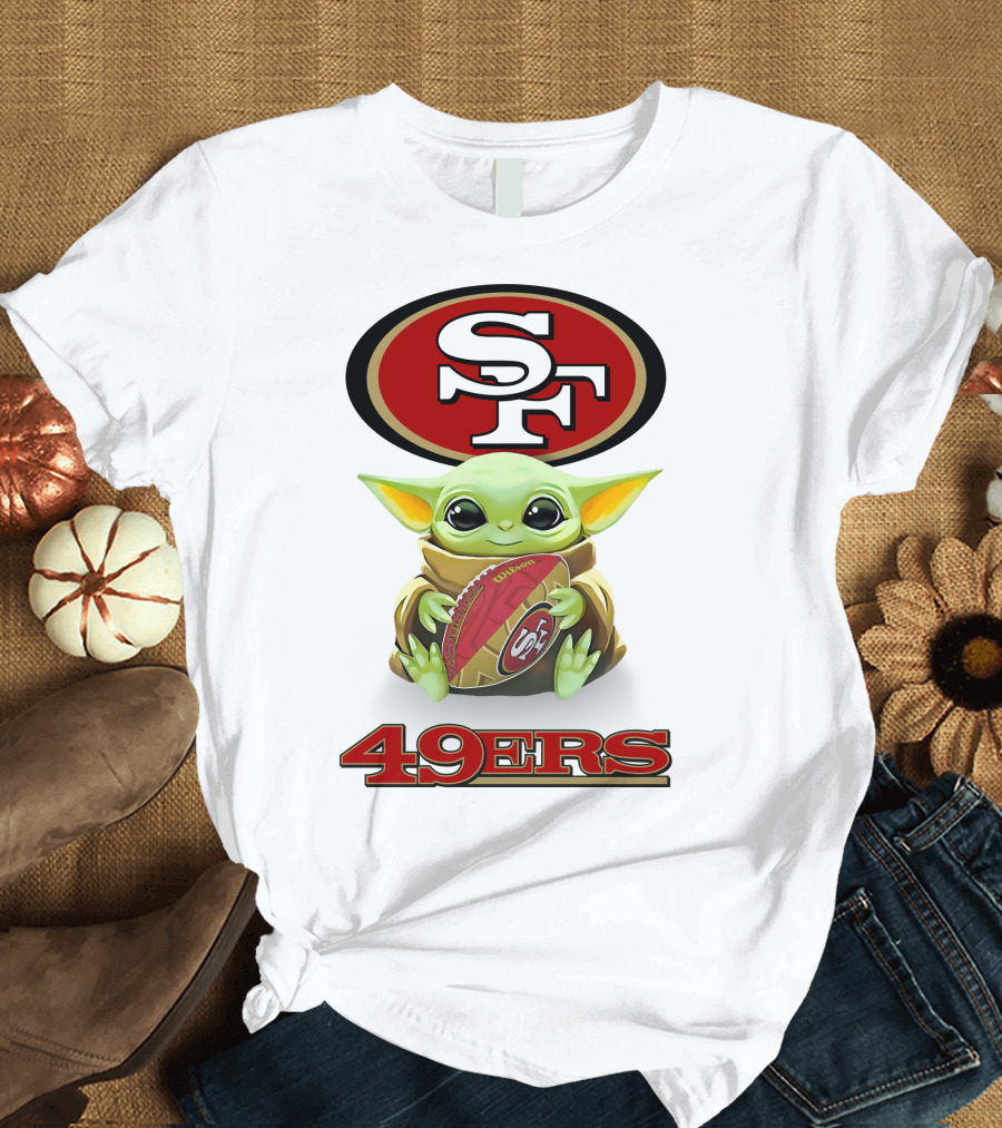 Star Wars Baby Yoda Hugging San Francisco 49ers Football 49ers SF T-Shirt