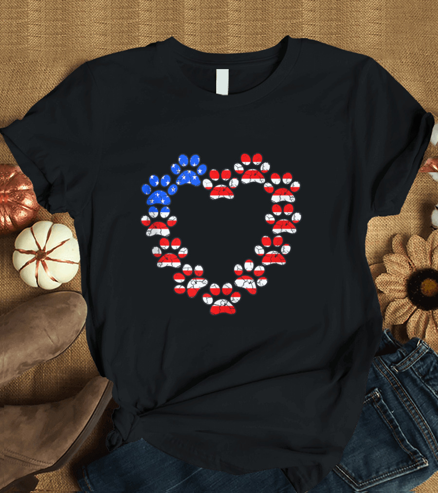 USA Flag Cat Dog Paw Prints Heart Animal Lover Patriotic Emblem T-Shirt