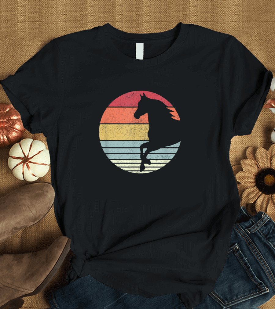 Vintage Riding Horses Retro Sunset T-Shirt