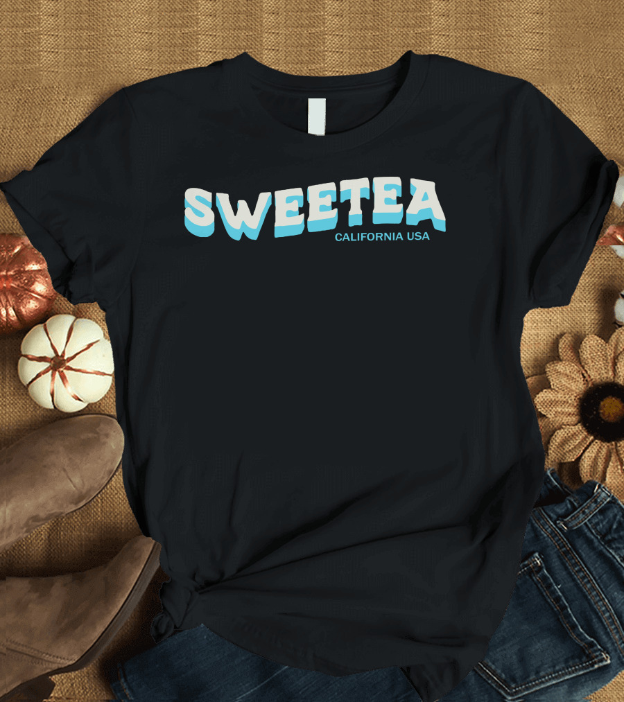 SWEETEA CALIFORNIA USA T-Shirt