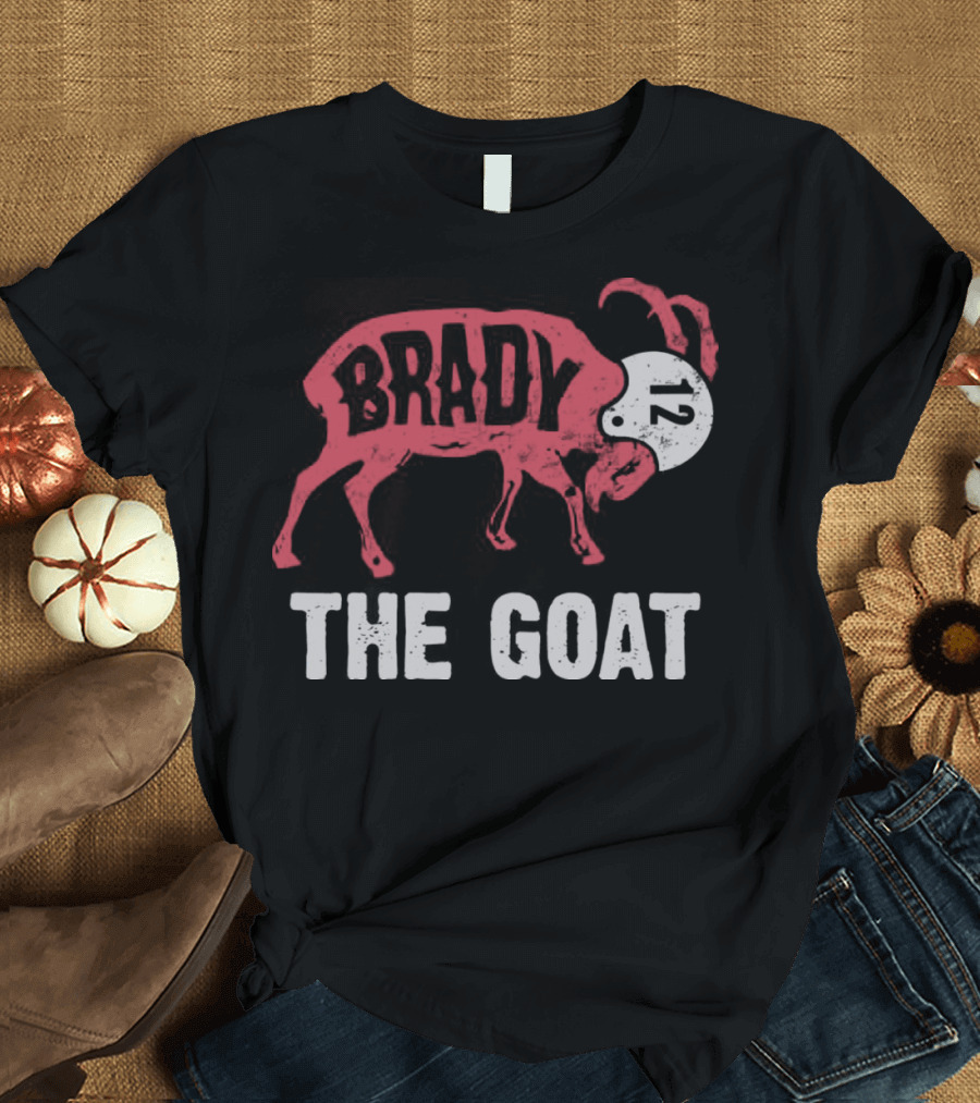Brady 12 The Goat Graphic With Number Helmet T-Shirt