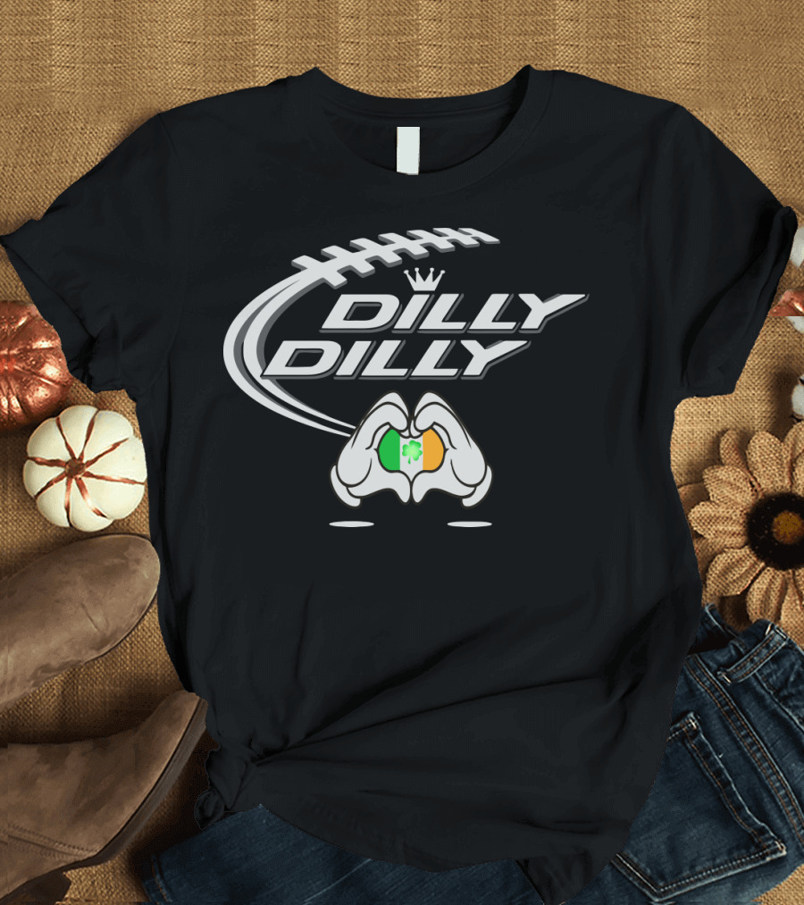 Dilly Dilly St Patrick's Day Irish Football Clover Hand Heart T-Shirt