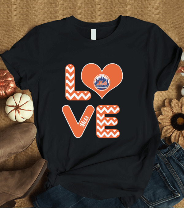 T-Shirt: Love New York Mets Chevron Heart Logo Fans Baseball T-Shirt Love New York Mets Chevron Heart Logo Fans Baseball T-Shirt