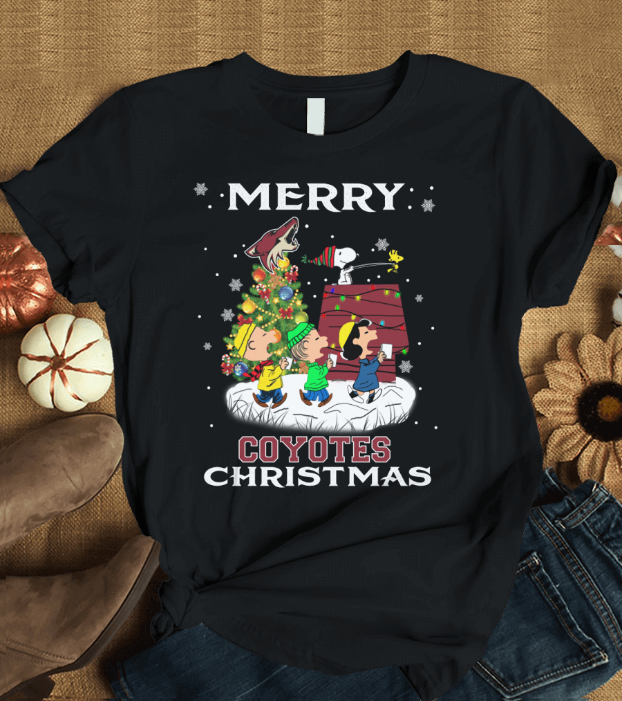 Merry Arizona Coyotes Christmas Featuring Snoopy and Peanuts Characters T-Shirt