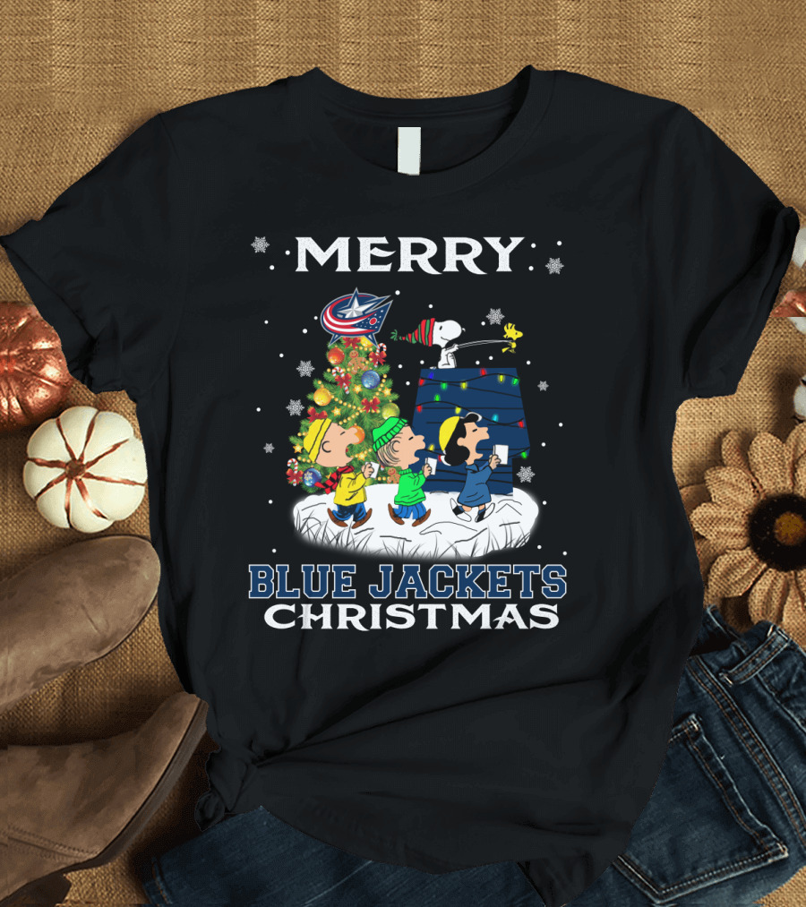 Merry Columbus Blue Jackets Christmas Snoopy and Peanuts Characters with Tree T-Shirt
