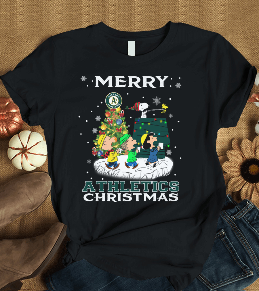 Merry Oakland Athletics Christmas with Snoopy and Friends T-Shirt