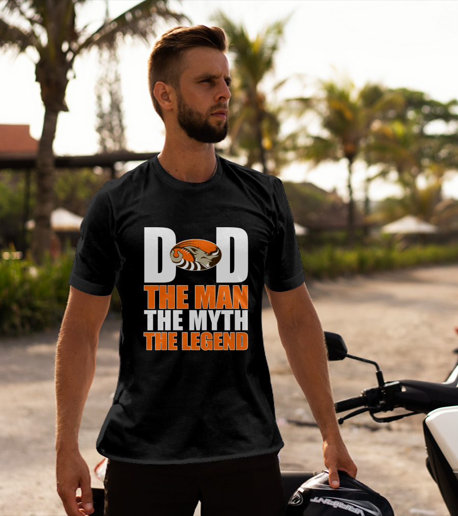 Cleveland Browns Dad The Man The Myth The Legend Father's Day Gift T-Shirt