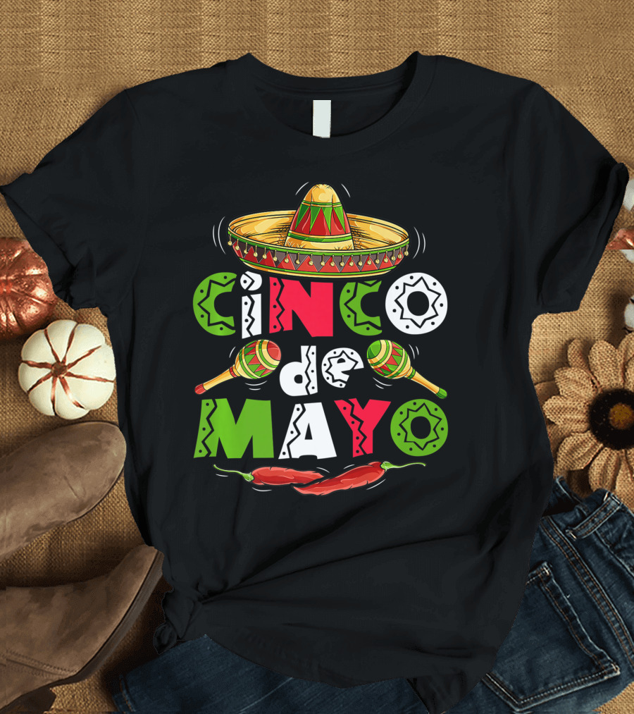 Cinco De Mayo Sombrero Maracas Peppers Mexican T-Shirt