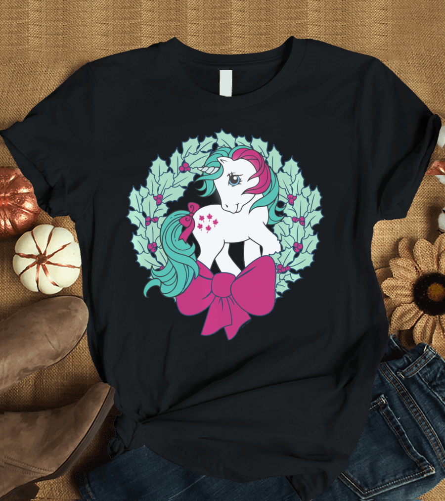 My Little Pony Christmas Holly Wreath with Bow and Pink Mane T-Shirt