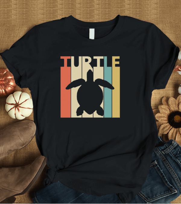 T-Shirt: Turtle Retro Silhouette Colorful Stripes Spirit Animal T-Shirt Turtle Retro Silhouette Colorful Stripes Spirit Animal T-Shirt