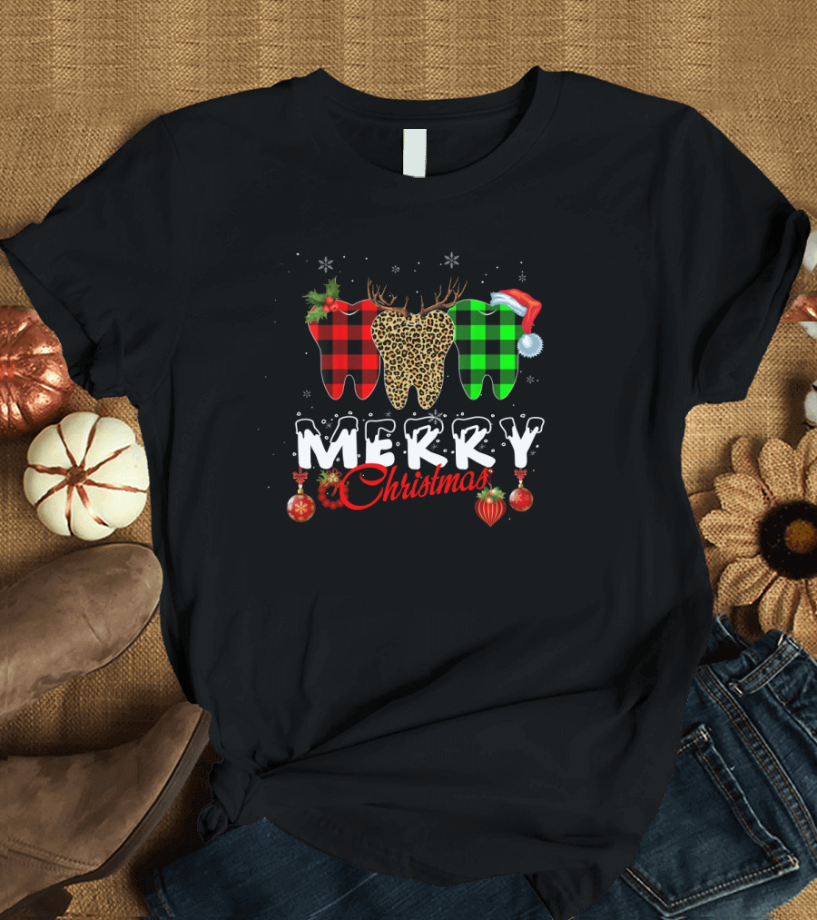 Merry Christmas Dentist Teeth Pattern Santa Hat T-Shirt