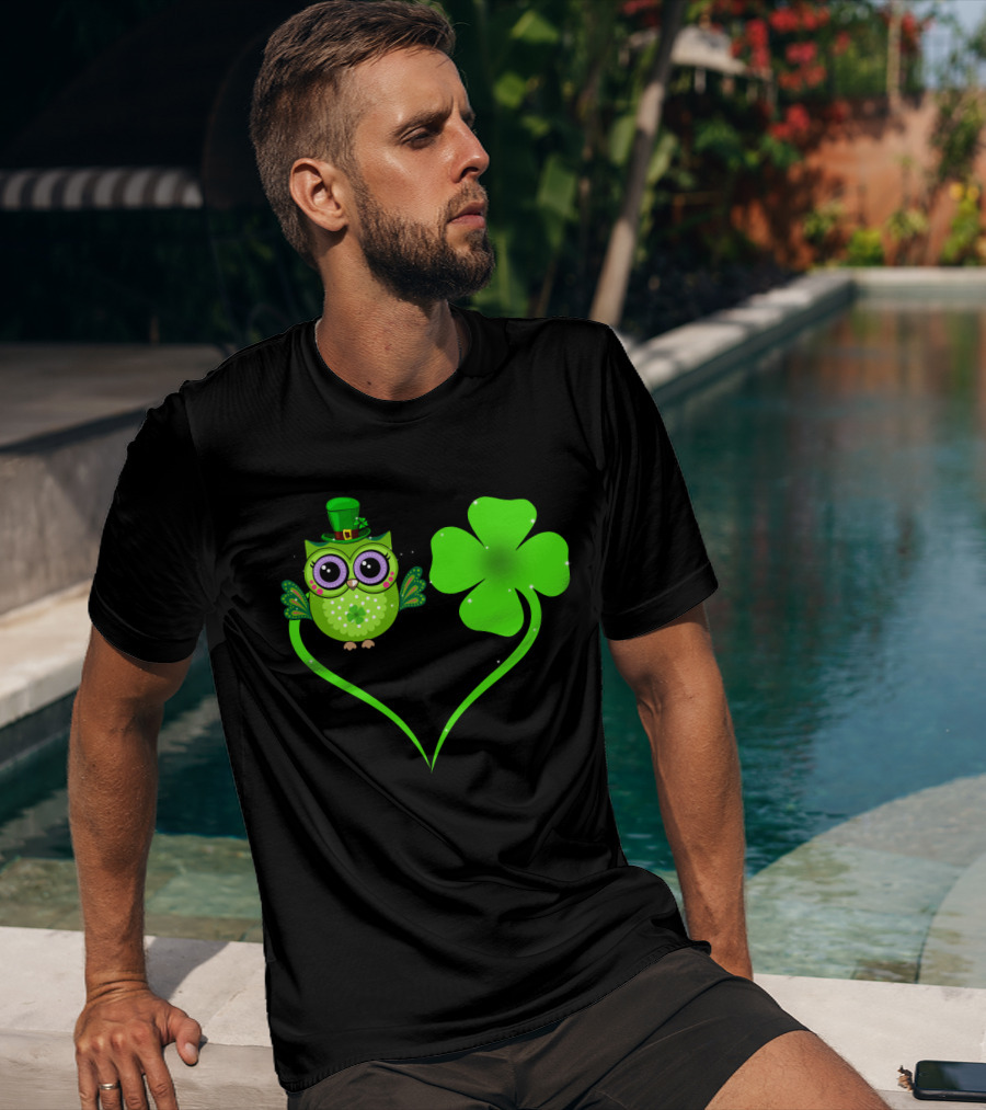 Owl Lover Clover Shamrocks Love Luck T-Shirt
