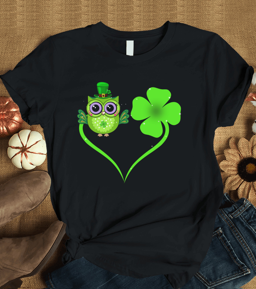 Owl Lover Clover Shamrocks Love Luck T-Shirt