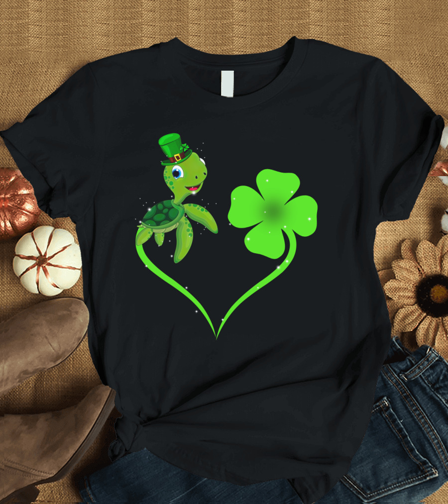 Turtles Green Clover Shamrocks Love T-Shirt
