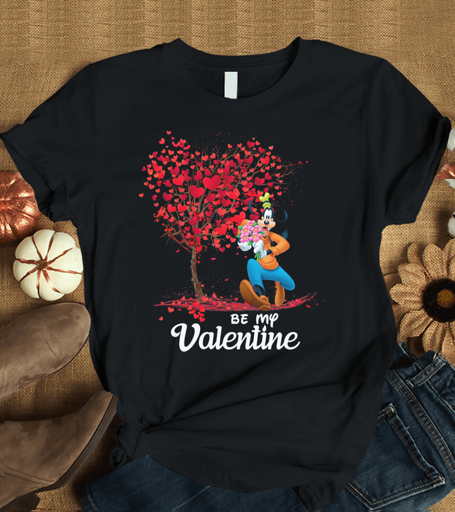 Goofy Be My Valentine Heart Tree T-Shirt