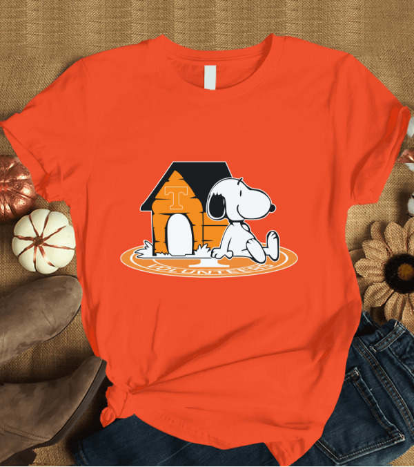 T-Shirt: Snoopy Tennessee Volunteers Football Now And Forever T-Shirt Snoopy Tennessee Volunteers Football Now And Forever T-Shirt
