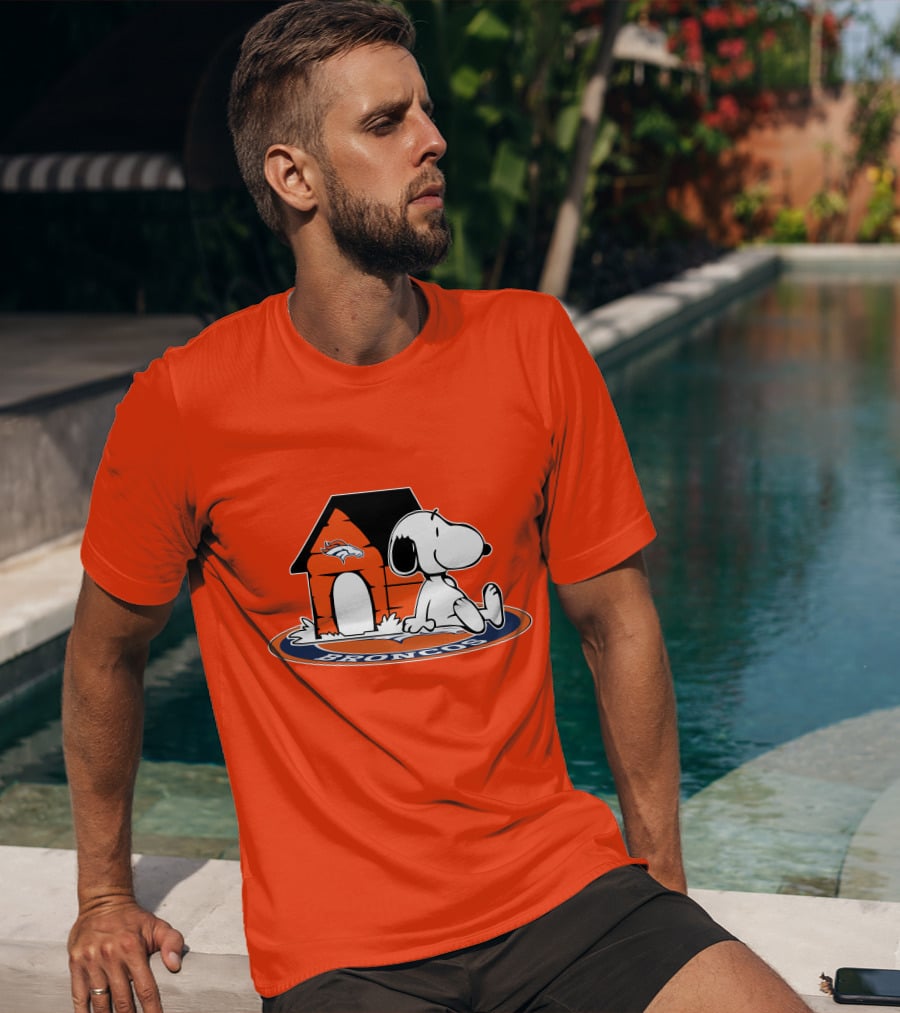 Denver Broncos Snoopy Fan Forever T-Shirt