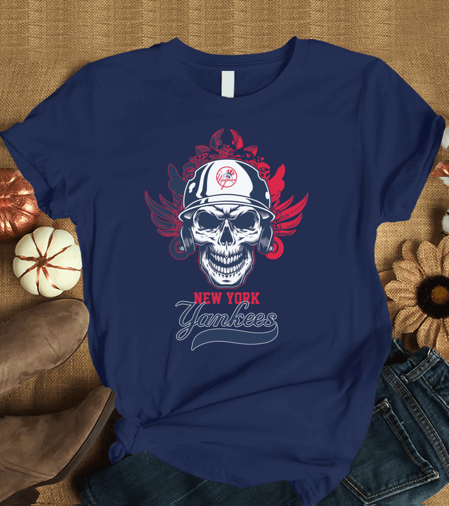 New York Yankees Skull Wings Helmet T-Shirt