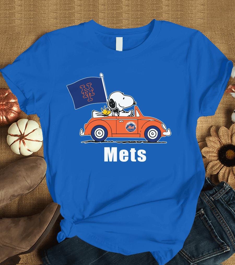 Mets Snoopy Driving with Woodstock and Flag T-Shirt